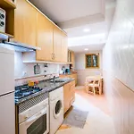 Central 2Br Next To Av Liberdade